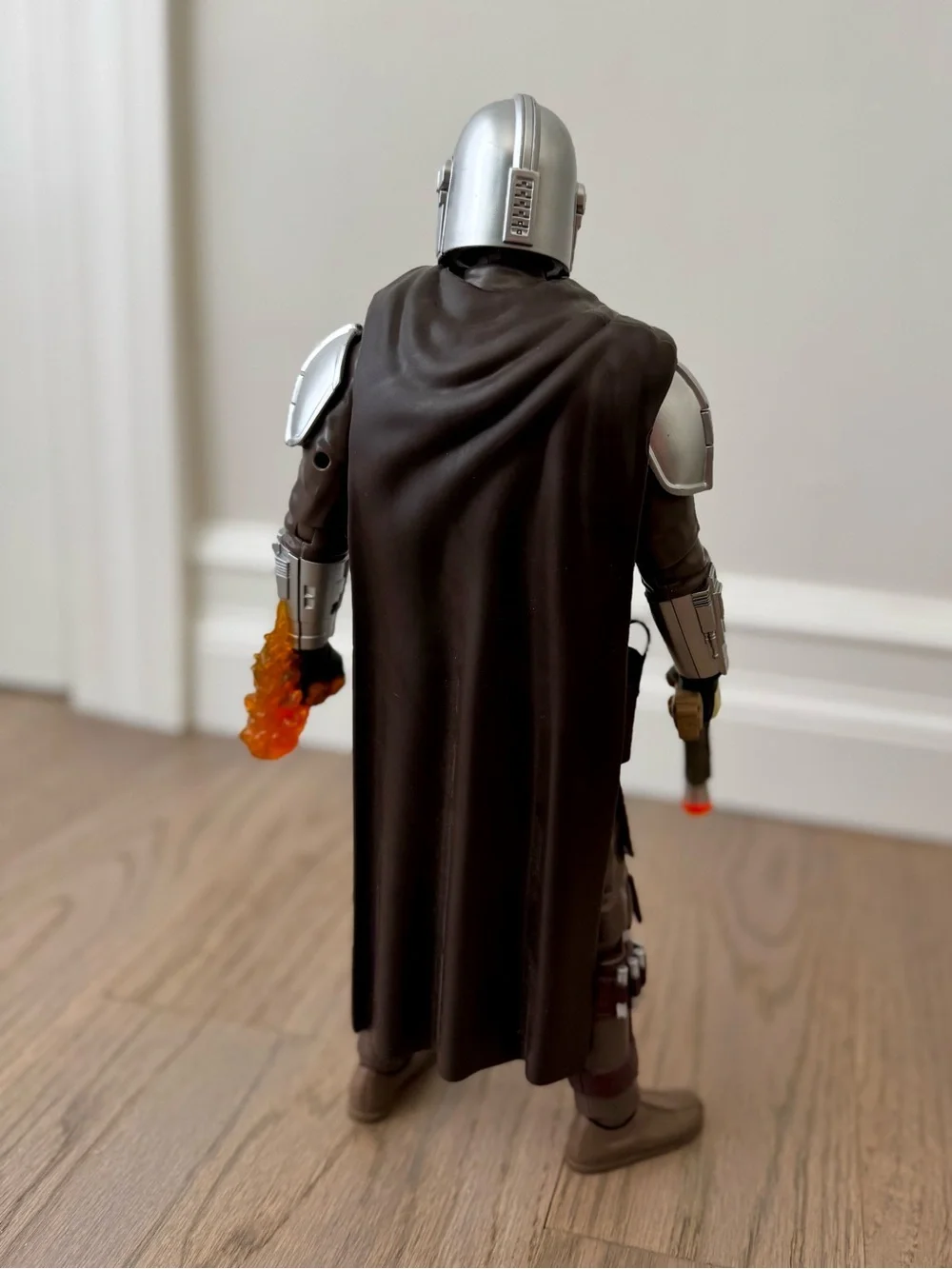 Star Wars - The Mandalorian talking Action 15” Figure